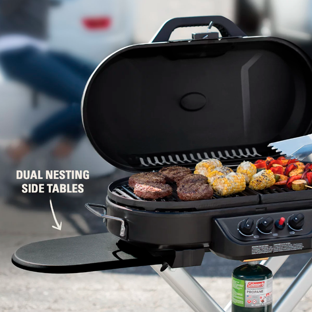 Parrilla portátil de propano con patas Coleman RoadTrip® 225 Negro