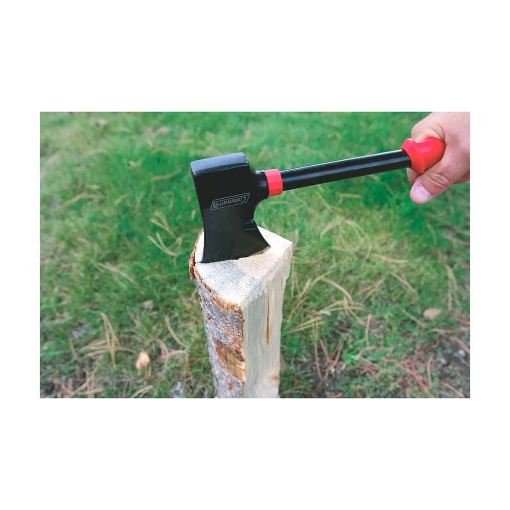 Hacha de Camping Coleman Negro con Rojo