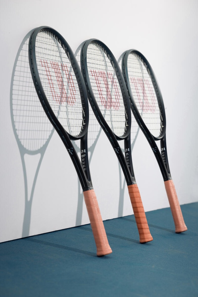 Raqueta de Tenis Wilson  Roger Federer 01 Future FRM (280g)
