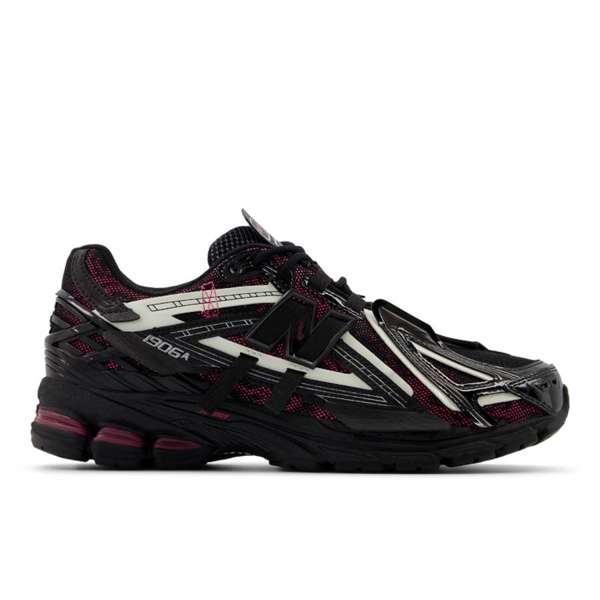 [U1906AD-D-10.5] Zapato Lifestyle New Balance 1906A (NEGRO/ROJO, 10.5)